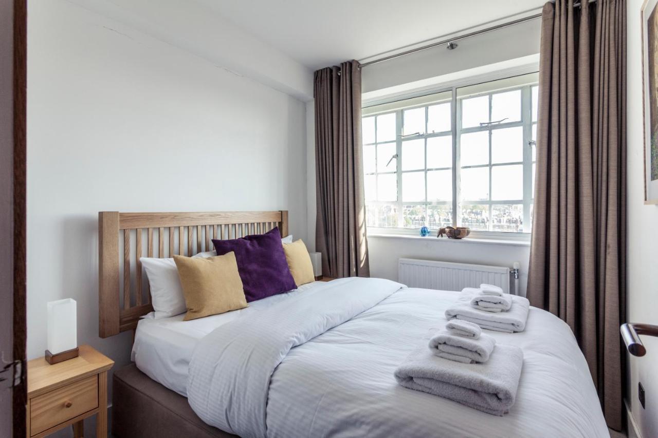 Amanah - Luxury 2 Bed Chelsea Cloisters Skyline Apartment London