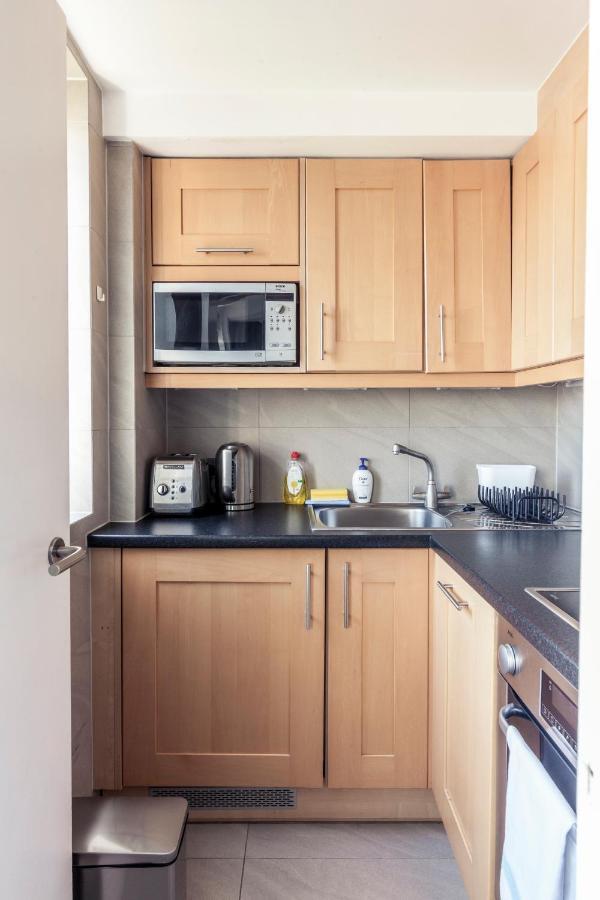 Amanah - Luxury 2 Bed Chelsea Cloisters Skyline * London