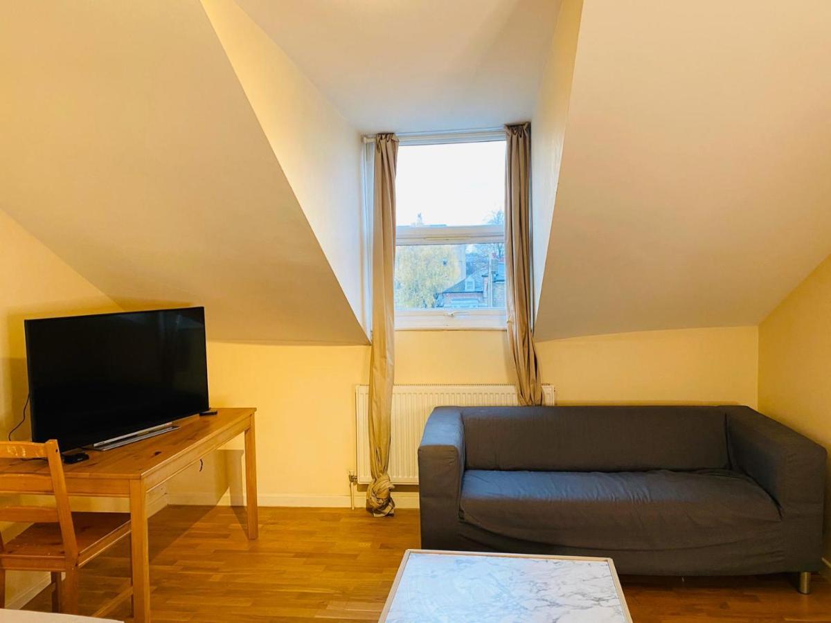 Apartamento 77 B Brailsford Road, Brixton, Sw2 2tb *