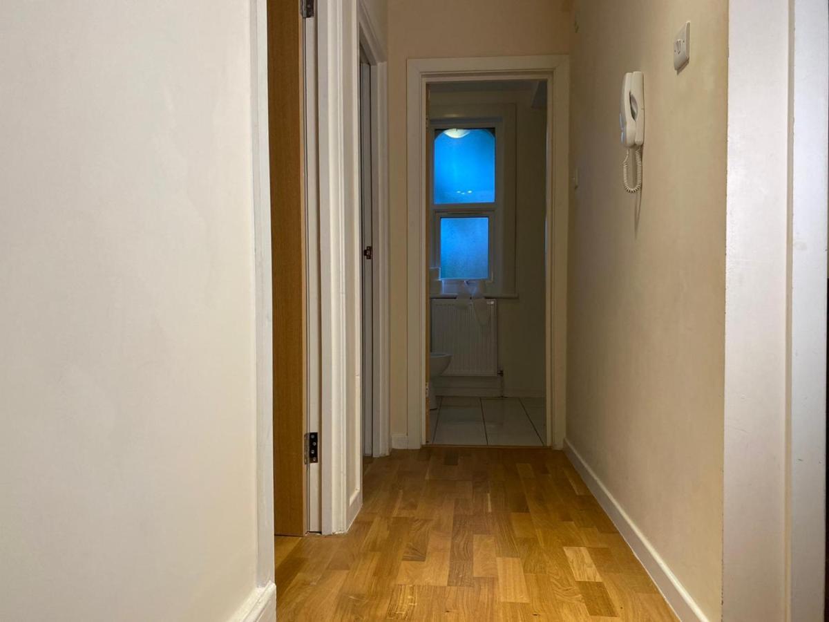 77 B Brailsford Road, Brixton, Sw2 2tb Londres