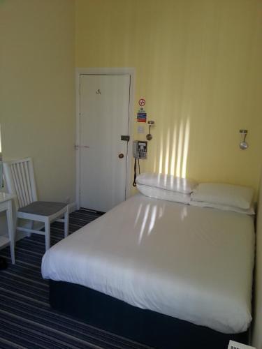 Hotel Manor London