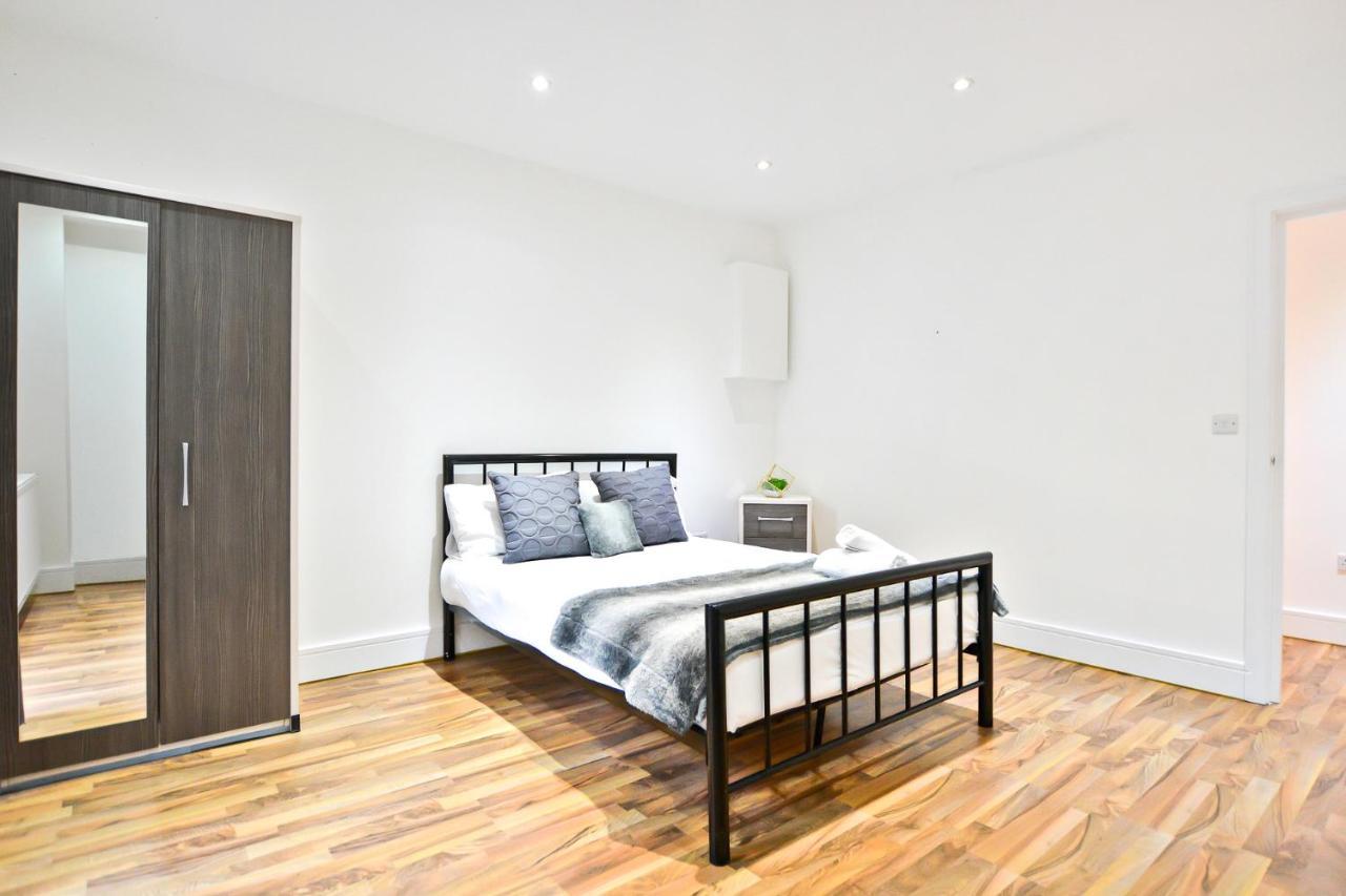 Aparthotel Luxury *