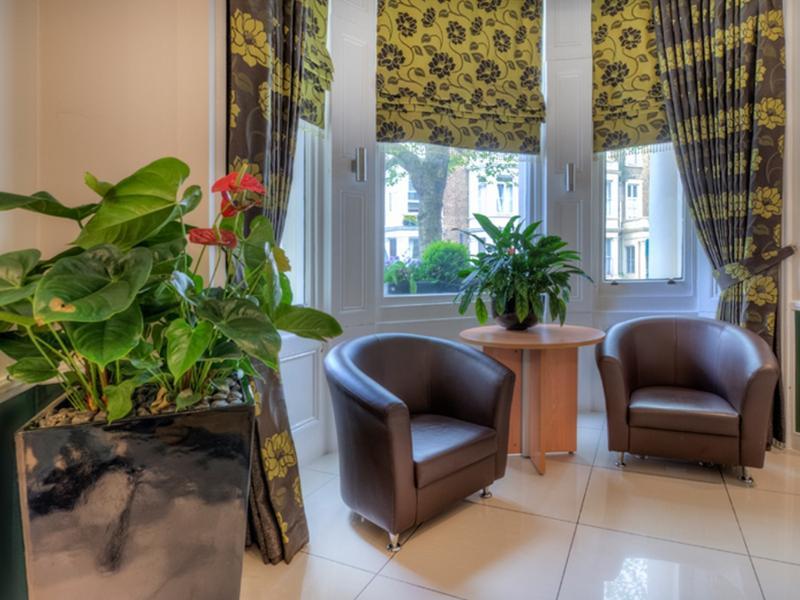 Continental Kensington Hotel