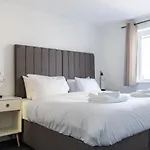 Suites By Rehoboth - Abbey Wood Station - London Zone 4