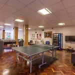 Lse Carr-Saunders Hall