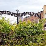Shoreditch Hoxton Large 3 Bed Garden Flat