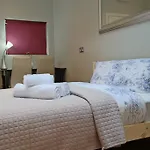 London Malvern Road Rooms To Let