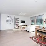 Stunning 1 Bedroom Apartment In Central London