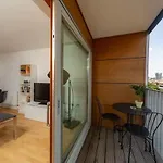 Room With Private Bathroom In A Modern Two Bedroom Two Bathroom Flat