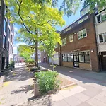 Flat In Battersea, 5 Minutes From Clapham Junction Station