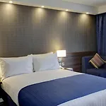 Holiday Inn Express London - Excel By Ihg