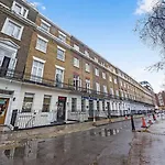 OYO Townhouse 30 Sussex