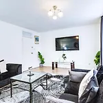 Gorgeous 4 Bedrooms, 5-Baths House In Central London Near Edgware Road, Oxford Street, Hyde Park