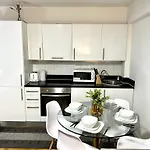 Central London 2 Bedroom Apartment