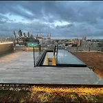 A Luxury 1 Bedroom With A Stunning View