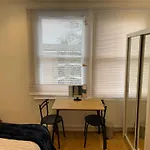 Double Room With Shared Bathroom In Private Self-Contained Flat You Will Share With One Other Person In Family House 2 Minutes Walk From Tufnell Park Tube Station 15 Minutes Walk From Camden Town