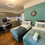 Kings Cross Apartment