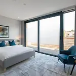 The Hampstead Hideout - Glamorous 3Bdr Flat With Balcony