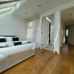 Luxurious Two Bedroom Penthouse