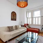 Veeve - The Tranquil Townhouse