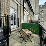 Stunning 3Bd Maisonette Wbalcony - Old Street!