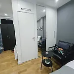 Gdy0 - The Green Dragon Apartment