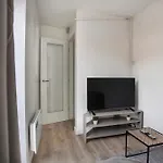 Cozy 1-Bed Apartment Close To Lcy & Excel