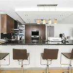 Subpenthouse Sleeps 6, Stunning Views Of Tower Bridge!