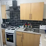 Two Bedroom Flat In Greenwich Near The 02