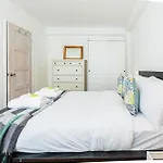 Charming 1 Bedroom Serviced Apartment In Camden
