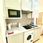 Lovely Cosy Studio Apartment Ground Floor In Central London