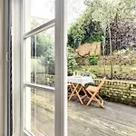 Charming Apartment In The Heart Of Paddington