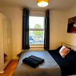 Cosy Flat Central London