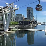 Londwell, Canary Wharf River Thames Balcony Suite