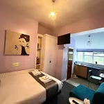 United Lodge Hotel