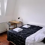 Chelsea Cosy 2 Bedroom Flat With Terrace