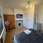 Private Rooms In Victorian House, Forest Hill, London