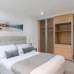 Lovely 2-Bed House In Knightsbridge Central London