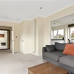 Amazing 4Br Flat With Beautiful Terrace