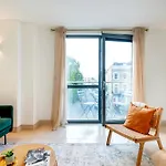 Urban Haven A Central Modern Gem