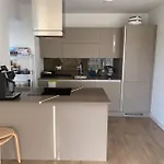 Modern 1 Bedroom Flat