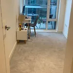 Stunning 2 Bed Penthouse Canning Town