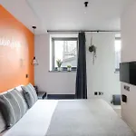 The Good Vibes Parlour - Covent Garden - By Frankie Says