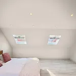 Morden Stratford Studio 4