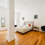 Magnificent 2 Bed Fitzrovia Apartment
