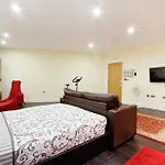 Apartments At Camden Square