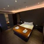 London Bridge Stay