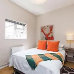 Unrivaled Elegance In London 3 Bedroom Covent Garden