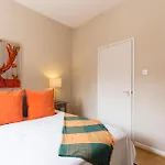 Unrivaled Elegance In London 3 Bedroom Covent Garden