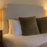 Georgian House Hotel